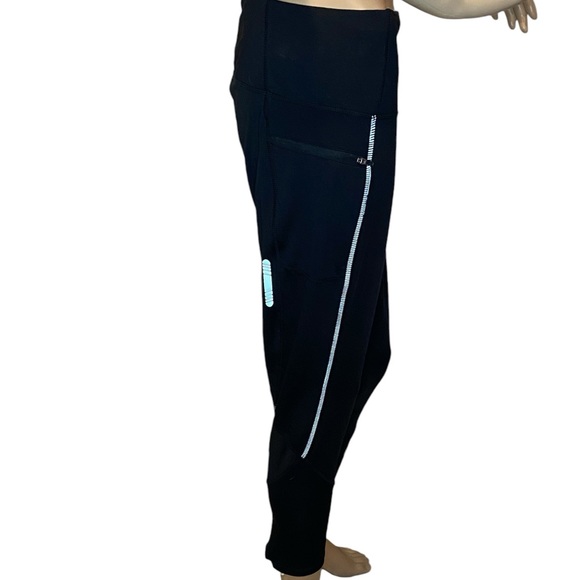 BCG Hi-Rise Running Athletic Workout Reflective 7/8 Leggings Black Sz Large NWT - Picture 2 of 5